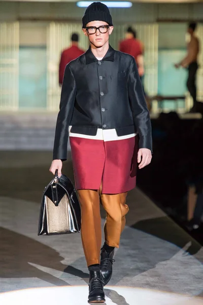 Look 31